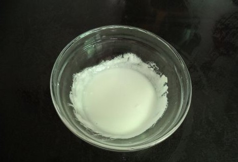 小苏打去除水垢/